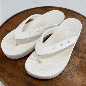Crocs Sandals Wm 8 White Thong Platform Flip Flops
